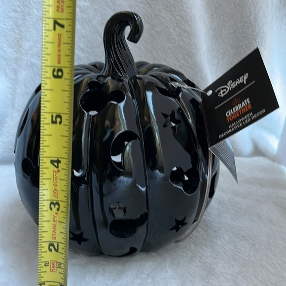 NEW 🎃 Mickey Pumpkin Decor with Color Changing LED Lights Black - Picture 7 of 10